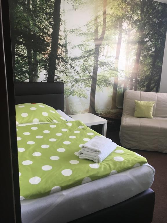 Adam Hotel Giesen Екстер'єр фото
