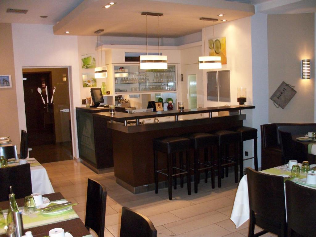 Adam Hotel Giesen Екстер'єр фото